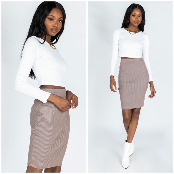 PRINCESS POLLY Christian Beige Mini Skirt - Picture 1 of 3